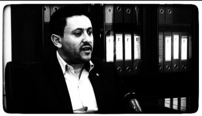 الإرهابي "المرتضى" يغادر صنعاء لتمثيل الجماعة في المفاوضات رغم خضوعه لعقوبات أميركية