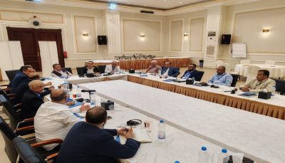 بعد أحداث عدن.. التكتل الوطني يحذر من تكرار أخطاء الماضي ويدعو لوقف التصعيد