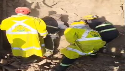 صنعاء.. وفاة أم واثنين من أبنائها بانهيار منزل في سنحان