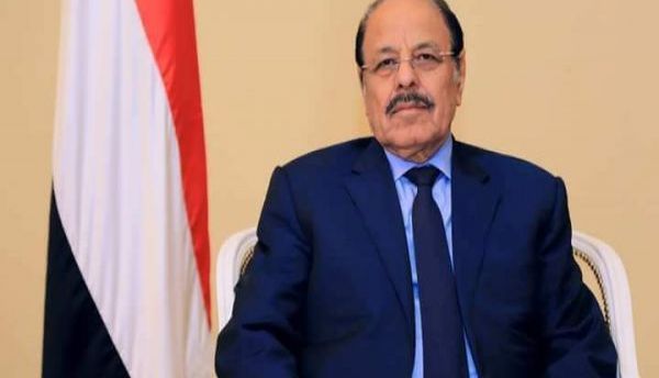 الفريق علي محسن الأحمر: الوحدة اليمنية ثمرةً نضالات عقود والحفاظ عليها هو السبيل لاستعادة مؤسسات الدولة من قبضة الميليشيا