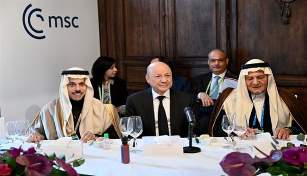 "العليمي" يجدد الدعوة الى تعزيز الشراكة اليمنية - الخليجية وإدماج اليمن في مجلس التعاون