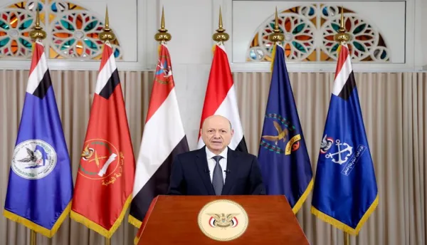 رئيس مجلس القيادة يدعو إلى التعبئة العامة ويفتح باب العودة الآمنة للمغرر بهم