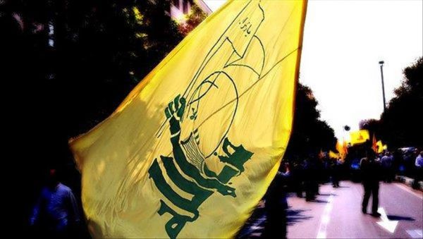 الخليج الإماراتية: حزب الله يعد شريكا أساسيا في سفك دماء اليمنيين