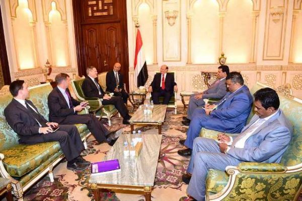 الرئيس هادي: ما حذرنا منه مراراً نراه اليوم واقعاً في صنعاء