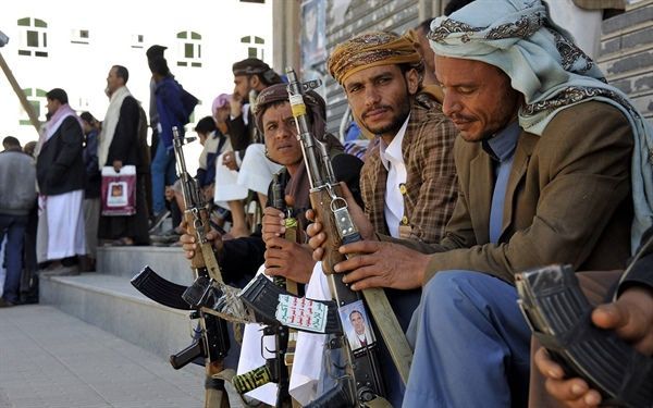 عكاظ السعودية: المنظمات الدولية تحولت إلى مراكز استخباراتية للمليشيات