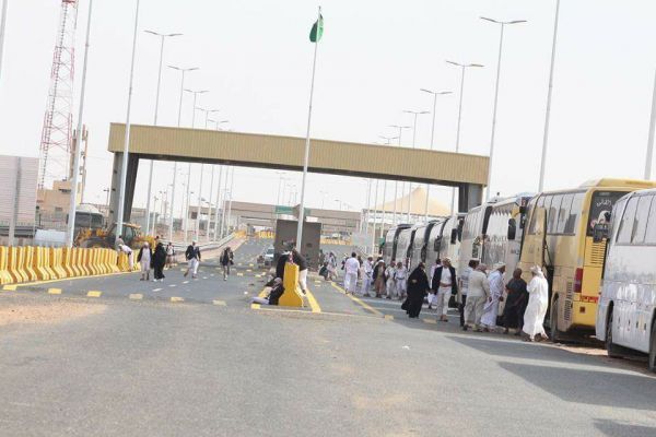 بعد إغلاقه لدواعٍ أمنية السعودية تعيد فتح منفذ الوديعة البري مع اليمن  
