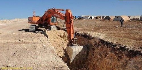 نشاط حوثي في حفر الخنادق على أطراف صنعاء