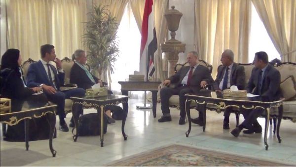 دعوات حكومية للأمم المتحدة بالضغط على الحوثيين لصرف مرتبات الموظفين