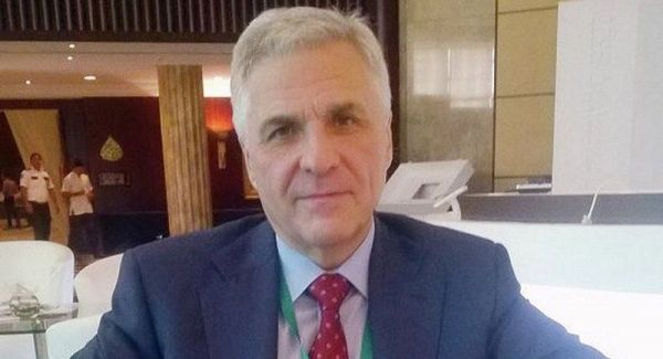 السفير الروسي يهاجم الحوثيين ويكشف سبب مغادرة فريقهم الدبلوماسي صنعاء