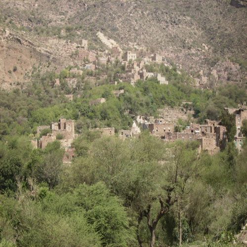 تعز.. لجنة التحقيق في الانتهاكات تستمع الى 38 ضحية في مديرية التعزية