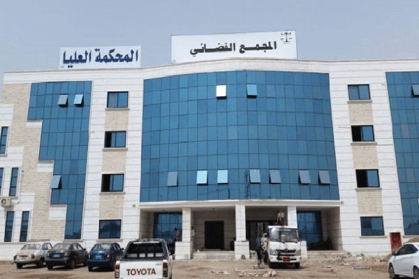 الحوثيون يقرون اجراءات عقابية بحق القضاة في صنعاء