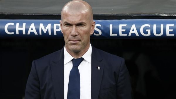 الفرنسي زيدان يعلن رحيله عن ريال مدريد رسميا