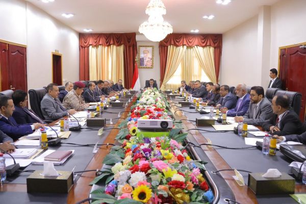 الحكومة: استهداف موكب "كاميرت" محاولة حوثية لافشال اتفاق استوكهولم