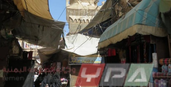 مليشيات الحوثي تحول قاعدة مئذنة أحد مساجد صنعاء القديمة الى محل تجاري  