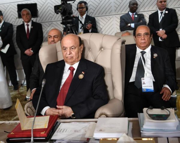 الرئيس هادي: كارثة الانقلاب طالت كل بيت يمني وندعو لمساندة الحكومة الشرعية