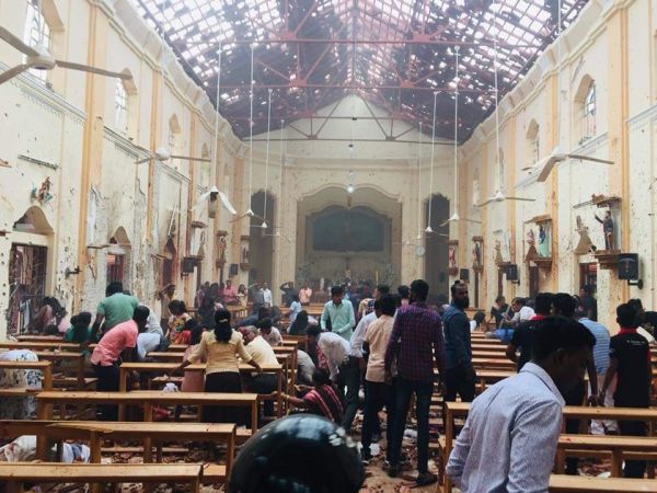 قتلى وجرحى في تفجيرات بسيرلانكا خلال عيد الفصح