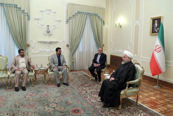 النظام الايراني يواصل استفزاز اليمنيين وينقل علاقته مع المتمردين من السّر للعلن