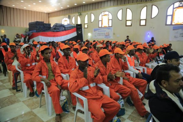 مأرب.. حفل تكريمي لعمال النظافة بمناسبة اليوم العالمي للنظافة