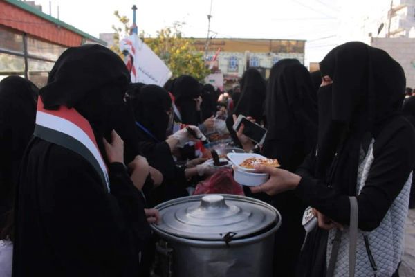 حرائر اليمن.. دعم متواصل لأبطال الجيش الوطني