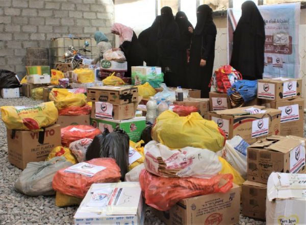 حرائر عمران وصعدة يسيّرن وجبات غذائية لأبطال الجيش الوطني