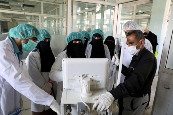 الصحة اليمنية تفتتح 27 مركزاً للعزل الصحي احترازاً من "كورونا"