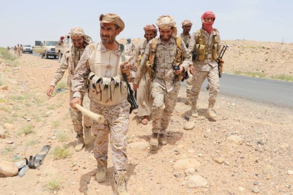 الفريق بن عزيز يزور جبهة نهم ويؤكد: الجيش يتقدم بثبات في جبهات المديرية
