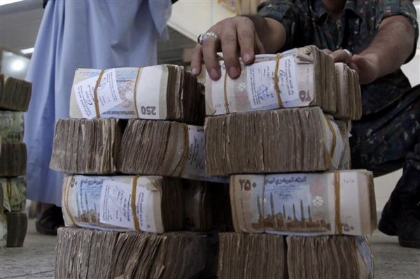 خبير اقتصادي: ستتحسن قيمة العملة أكثر في حال تلقي الحكومة لدعم مباشر