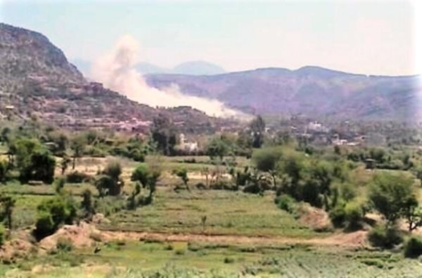 مناشدات للتدخل لإنقاذهم وإسعاف الجرحى.. (الحوثية) ترتكب مجزرة بحق أبناء الحيمة بتعز
