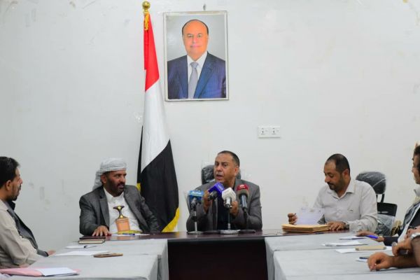 توجهات لفتح فرع المواصفات والمقاييس.. الأشول يتفقد مكتب الصناعة والتجارة بمأرب