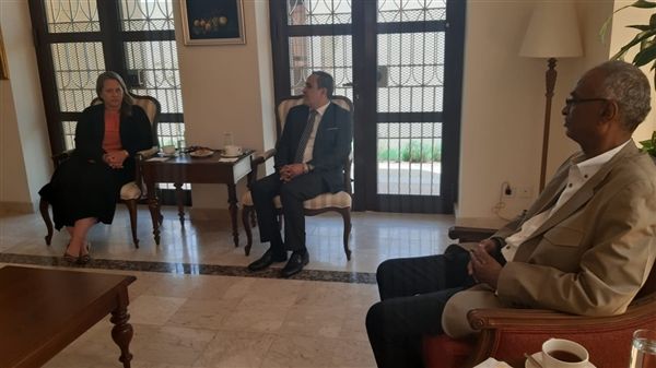 في لقاء مع القائمة بأعمال السفير الأمريكي.. النائب الهجري يحذر من استغلال المليشيا للوضع الإنساني