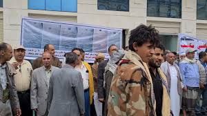 سكان صنعاء يتوعدون المجرم (جحاف).. تعّرف على زعيم مافيا الحوثي لنهب الأراضي (تقرير)