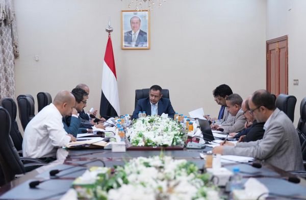 الحكومة تٌقر منع التعاقد مع الطاقة المشتراة التي تعمل بالديزل وتعتمد 30 ميجاوات لتعز