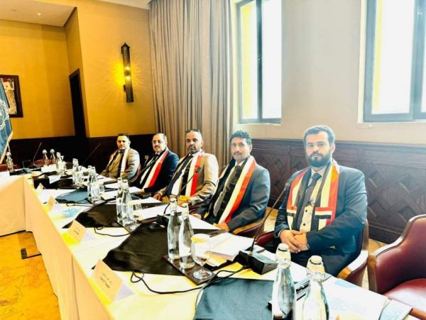 الوفد الحكومي: التقدم في مشاورات مسقط مرهون بكشف مصير "محمد قحطان" وإطلاق سراحه