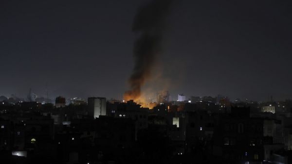 موجة جديدة من الضربات.. 26 غارة أمريكية على مواقع الحوثيين في صنعاء والجوف وصعدة