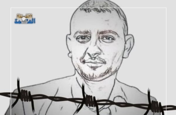 "أنتم طارئون".. تضامن يمني واسع يندد بالمحاكمة الحوثية للصحفي محمد المياحي
