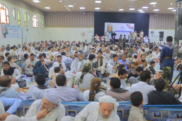 عزاء مهيب للشهيد الشيخ "حنتوس" في مأرب