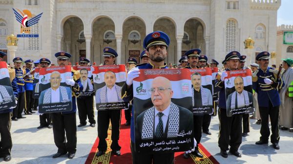 بغياب المشاط والحوثي.. المليشيا تشيّع 12 وزيرًا وقياديًا في حكومتها قُتلوا في غارات إسرائيلية.. (أسماء)
