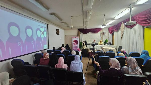 مؤسسة اليمن لرعاية السرطان تختتم حملة "كوني قوية" للتوعية بسرطان الثدي في القاهرة