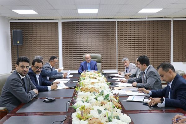 اللجنة الوطنية تحذّر التجار من محاولات الالتفاف على الآليات الرسمية لتنظيم وتمويل الواردات