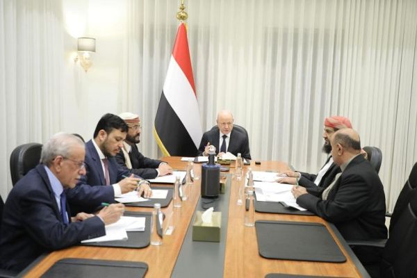 مجلس القيادة يتوعد المتورطين في أحداث عدن برد حازم ومساءلة قانونية