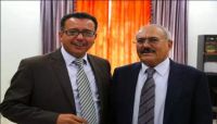المليشيات الحوثية تصدر أمراً قهرياً باعتقال محامي المخلوع صالح المليشيات الحوثية تصدر أمراً قهرياً باعتقال محامي المخلوع صالح