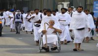 ضيوف الرحمن يتدفقون إلى "منى" لقضاء يوم التروية ضيوف الرحمن يتدفقون إلى "منى" لقضاء يوم التروية