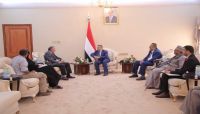 بن دغر: الحكومة تشجع على العودة الطوعية للاجئين الصوماليين بن دغر: الحكومة تشجع على العودة الطوعية للاجئين الصوماليين