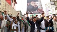 صحيفة الرياض: الشعب اليمني هو المتضرر الأول من الانقلاب وأجندته الخارجية صحيفة الرياض: الشعب اليمني هو المتضرر الأول من الانقلاب وأجندته الخارجية