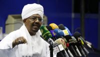 اليمن يرحب بقرار إلغاء الحظر الاقتصادي على السودان اليمن يرحب بقرار إلغاء الحظر الاقتصادي على السودان
