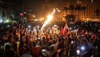 احتفالاً بالمونديال .. حشود جماهيرية بميدان التحرير "أيقونة الثورة المصرية"