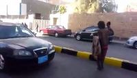 مليشيا الحوثي تنشر مخبرين لجمع معلومات بصنعاء مليشيا الحوثي تنشر مخبرين لجمع معلومات بصنعاء