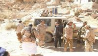 ناطق التحالف العربي يصل جبهة نهم شرق صنعاء برفقة وفد حكومي وعسكري (صور) ناطق التحالف العربي يصل جبهة نهم شرق صنعاء برفقة وفد حكومي وعسكري (صور)