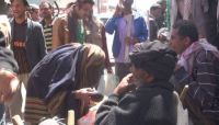 إب: إمرأة مُسنّة تصنع الفطائر وقهوة الصباح للعاملين العاطلين مجانا إب: إمرأة مُسنّة تصنع الفطائر وقهوة الصباح للعاملين العاطلين مجانا