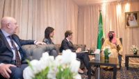 ولي العهد السعودي يبحث مع المندوبين الدائمين بمجلس الأمن تطورات الأزمة اليمنية ولي العهد السعودي يبحث مع المندوبين الدائمين بمجلس الأمن تطورات الأزمة اليمنية